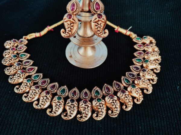 Golden choker set temple jewelry set