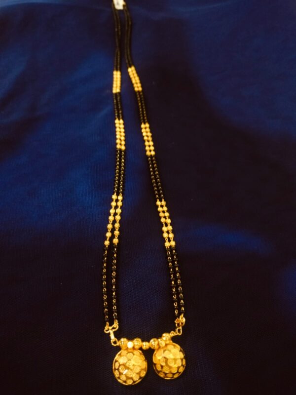 Vati Mangalsutra with beautiful design