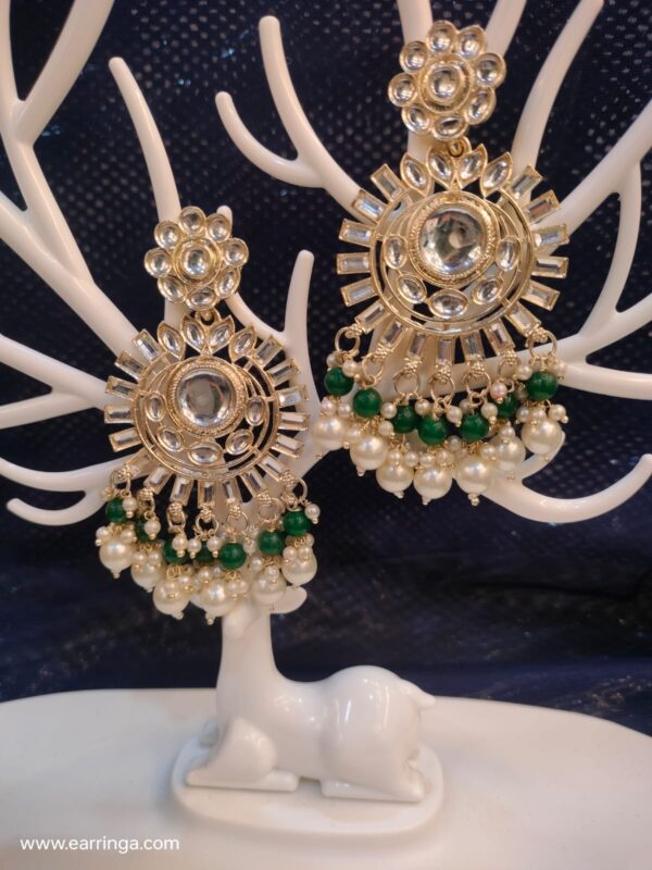 Green earrings in Navi Mumbai