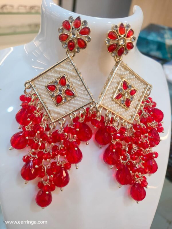 Red white jhumka