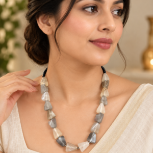 Earringa® Modern Artificial Stone Necklace for Women | Buy Western Statement Necklace Online